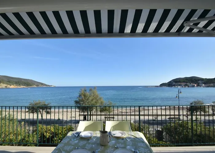 Διαμέρισμα Montecristo - Fronte Mare In Posizione Unica Marina di Campo