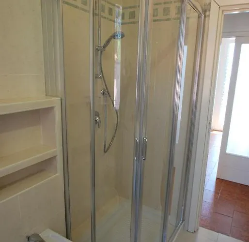 Montecristo - Fronte Mare In Posizione Unica