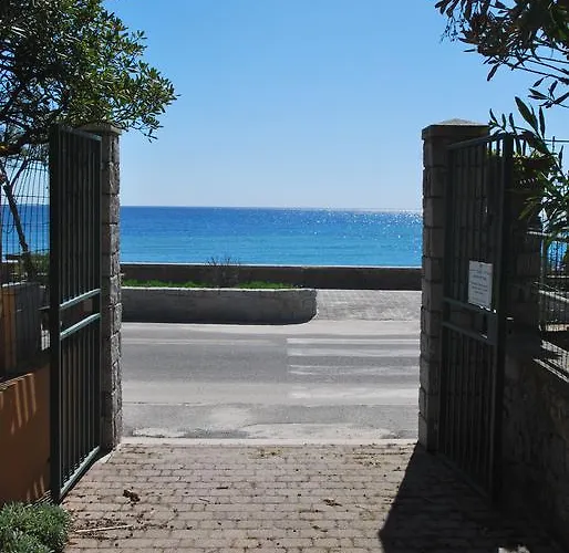 Montecristo - Fronte Mare In Posizione Unica Διαμέρισμα Marina di Campo