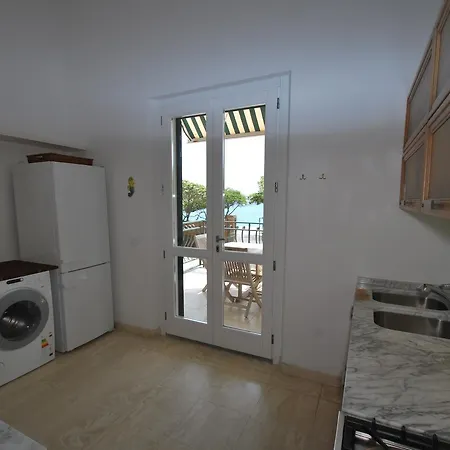 Montecristo - Fronte Mare In Posizione Unica * Marina di Campo