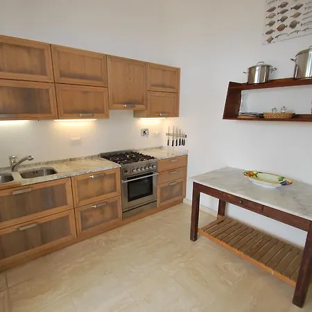 Montecristo - Fronte Mare In Posizione Unica * Marina di Campo