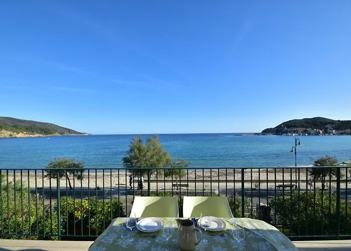 Apartament Montecristo - Fronte Mare In Posizione Unica *