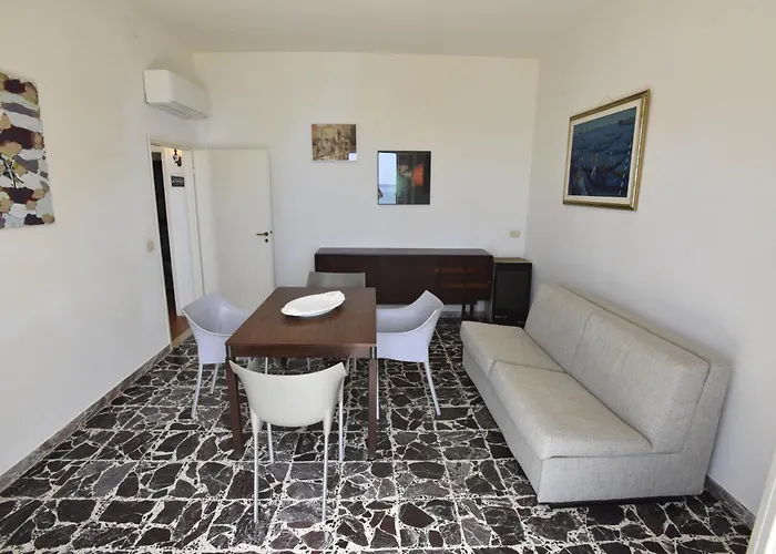 Apartament Montecristo - Fronte Mare In Posizione Unica *